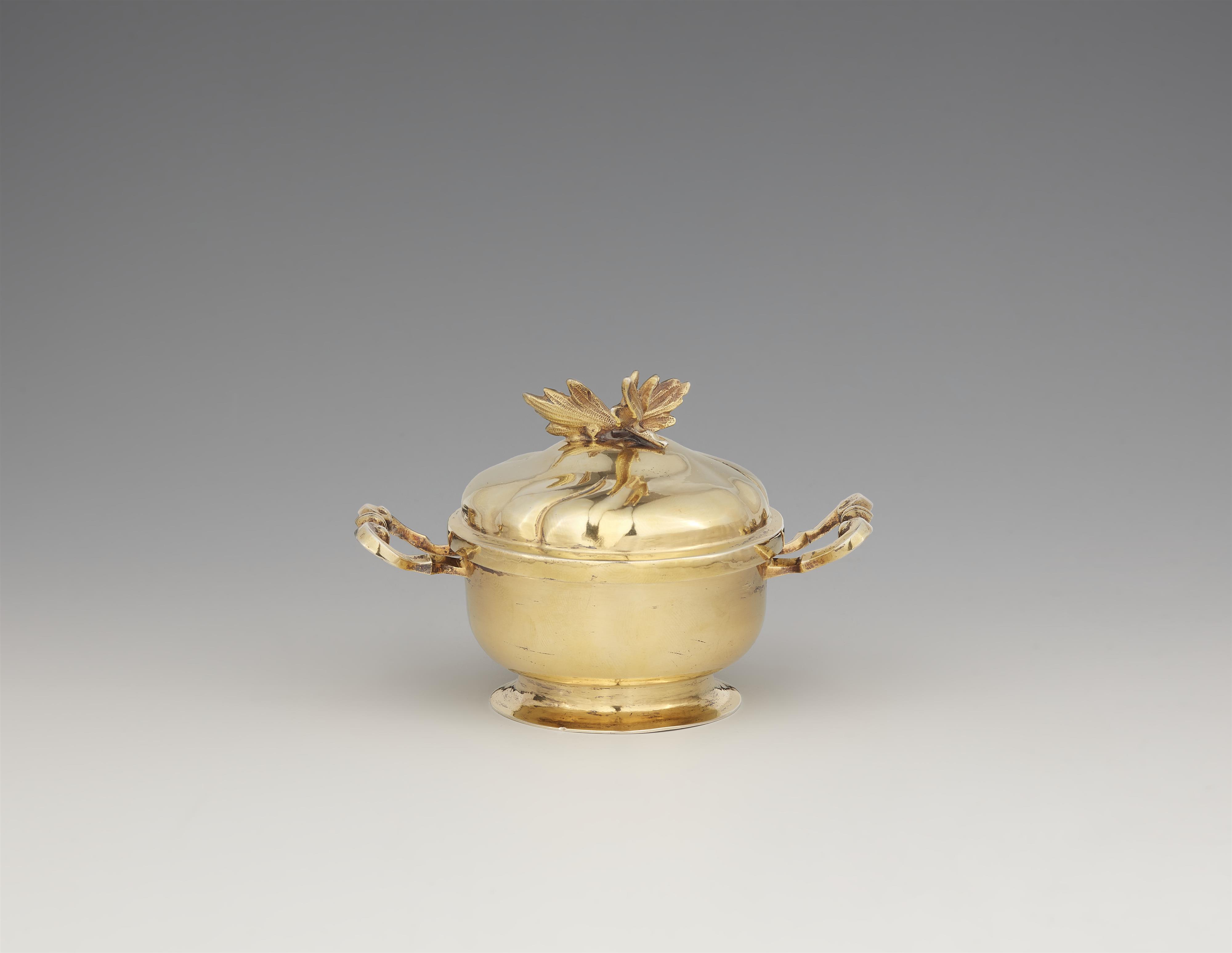 A small Augsburg silver gilt box by Johann Martin I Satzger - image-1