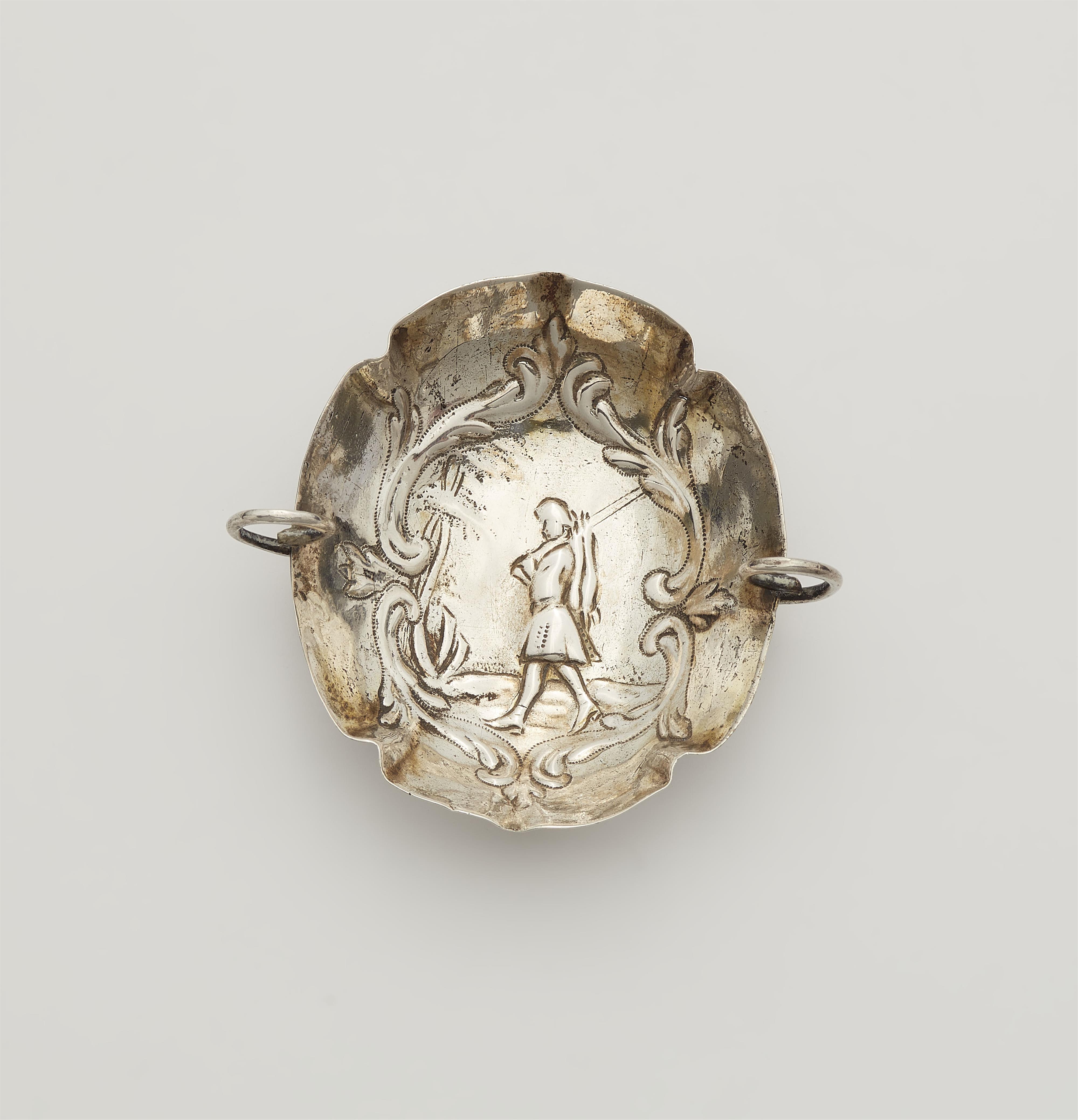 A small Augsburg silver brandy bowl - image-1