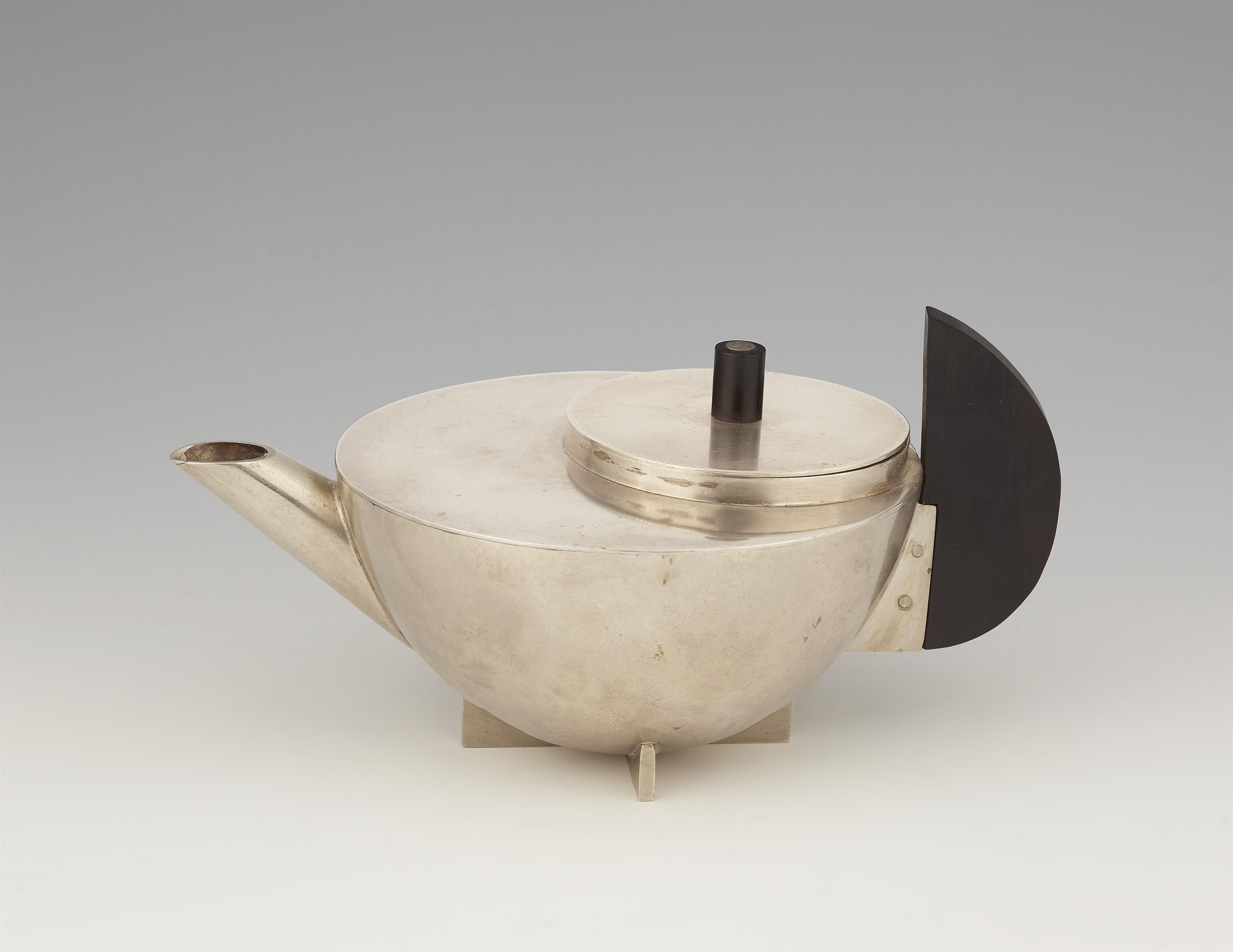 A Bauhaus nickel silver teapot, model MT 49 / ME8 - image-2
