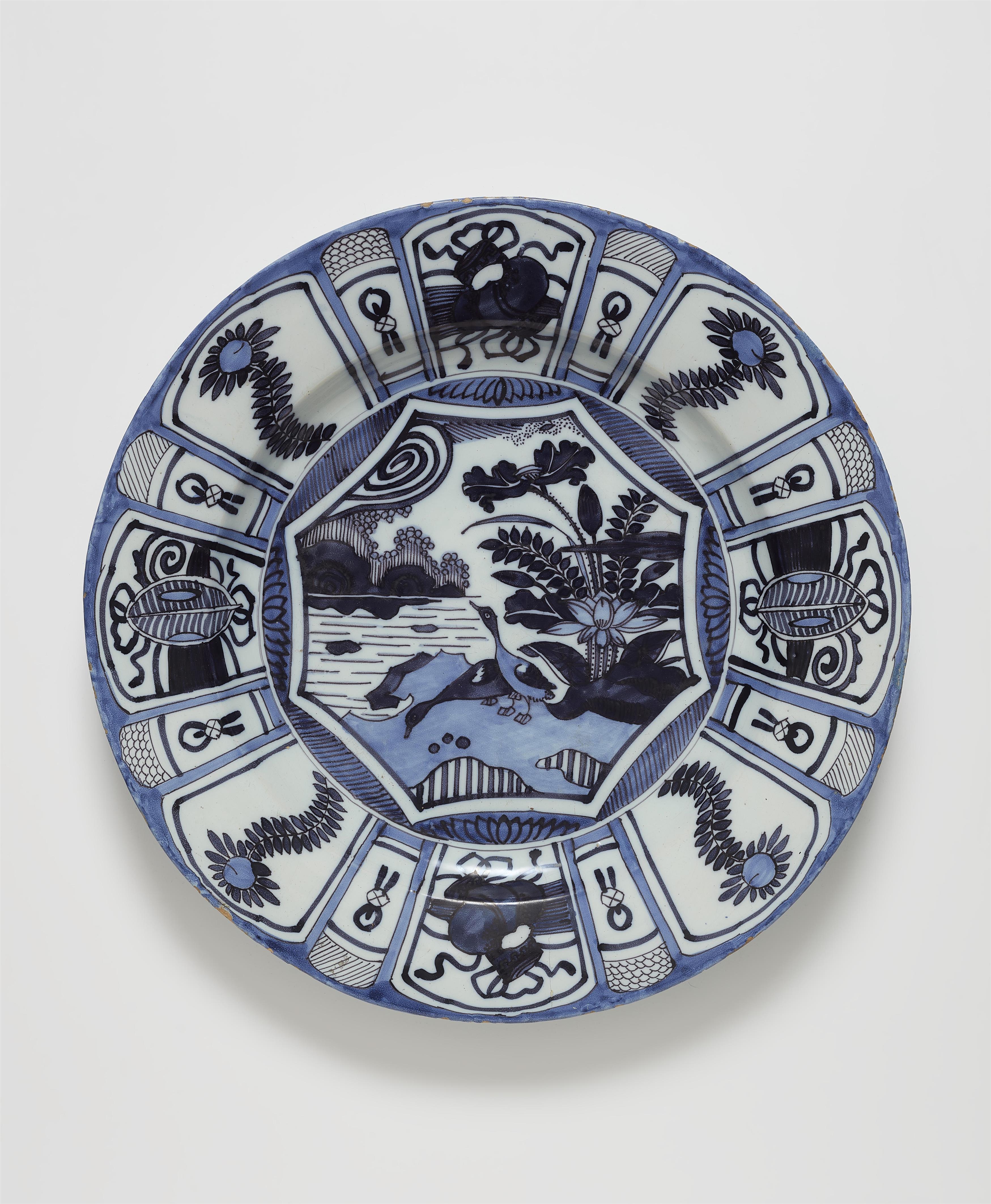 A Delftware dish with Wanli style decor - image-1