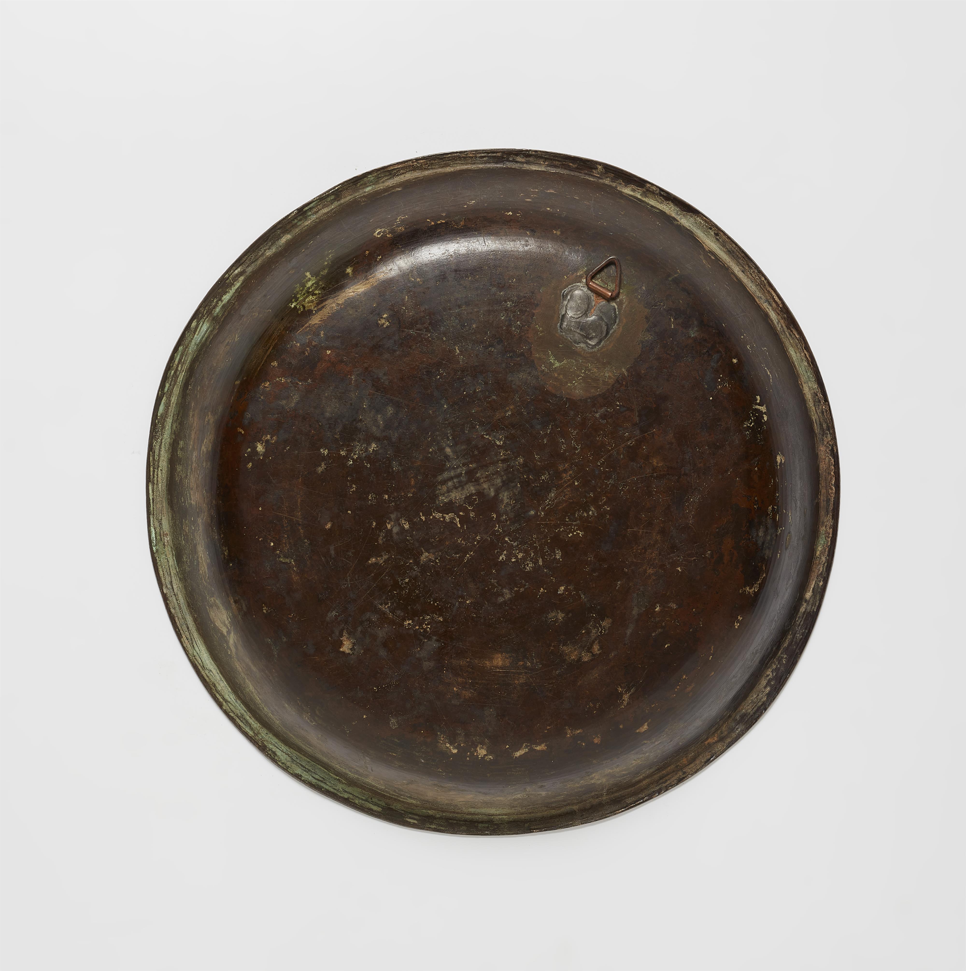 A Romanesque engraved bronze dish - image-2