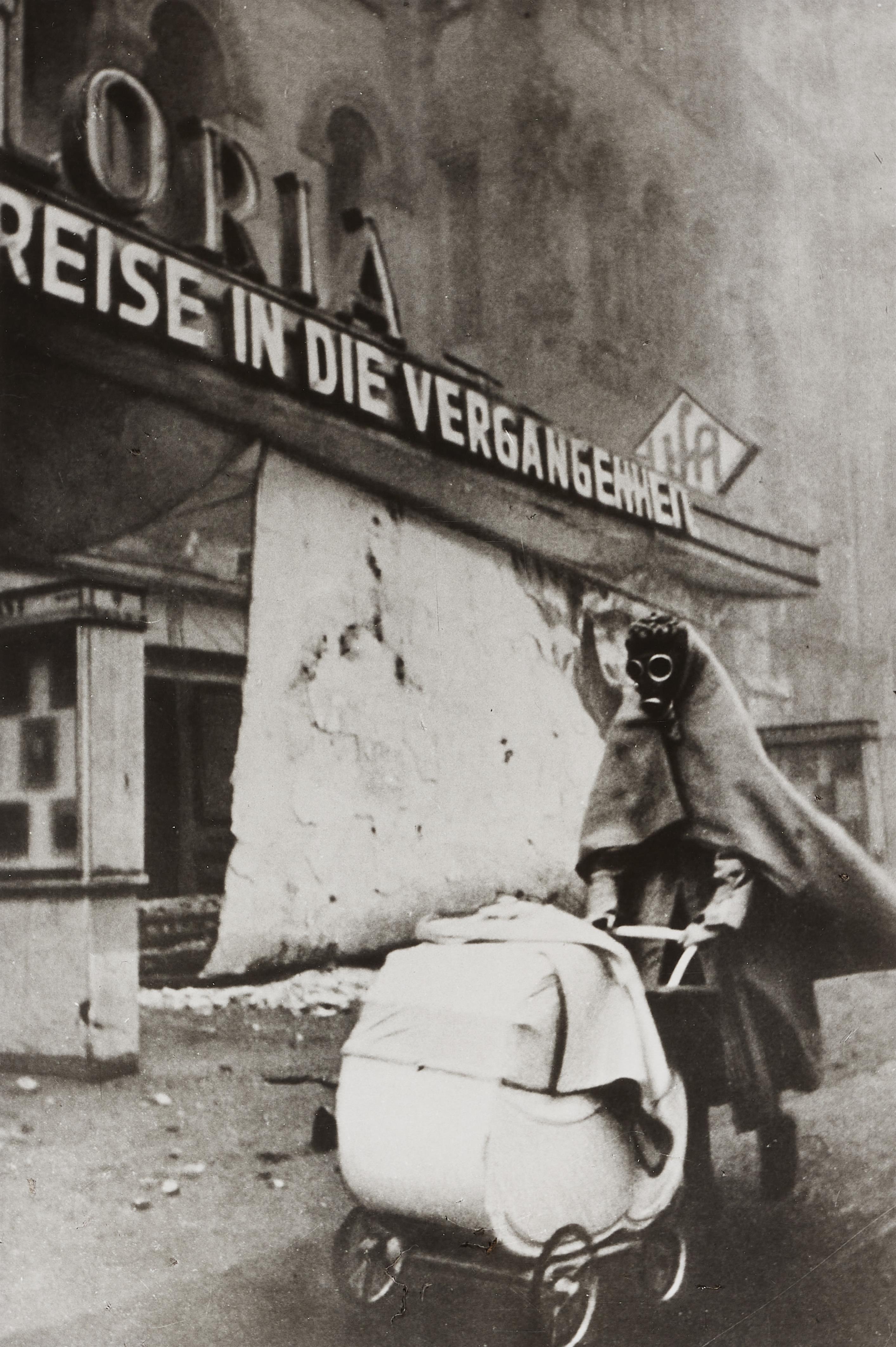 Wolf Strache - "Reise in die Vergangenheit", Kurfürstendamm, Berlin - image-1