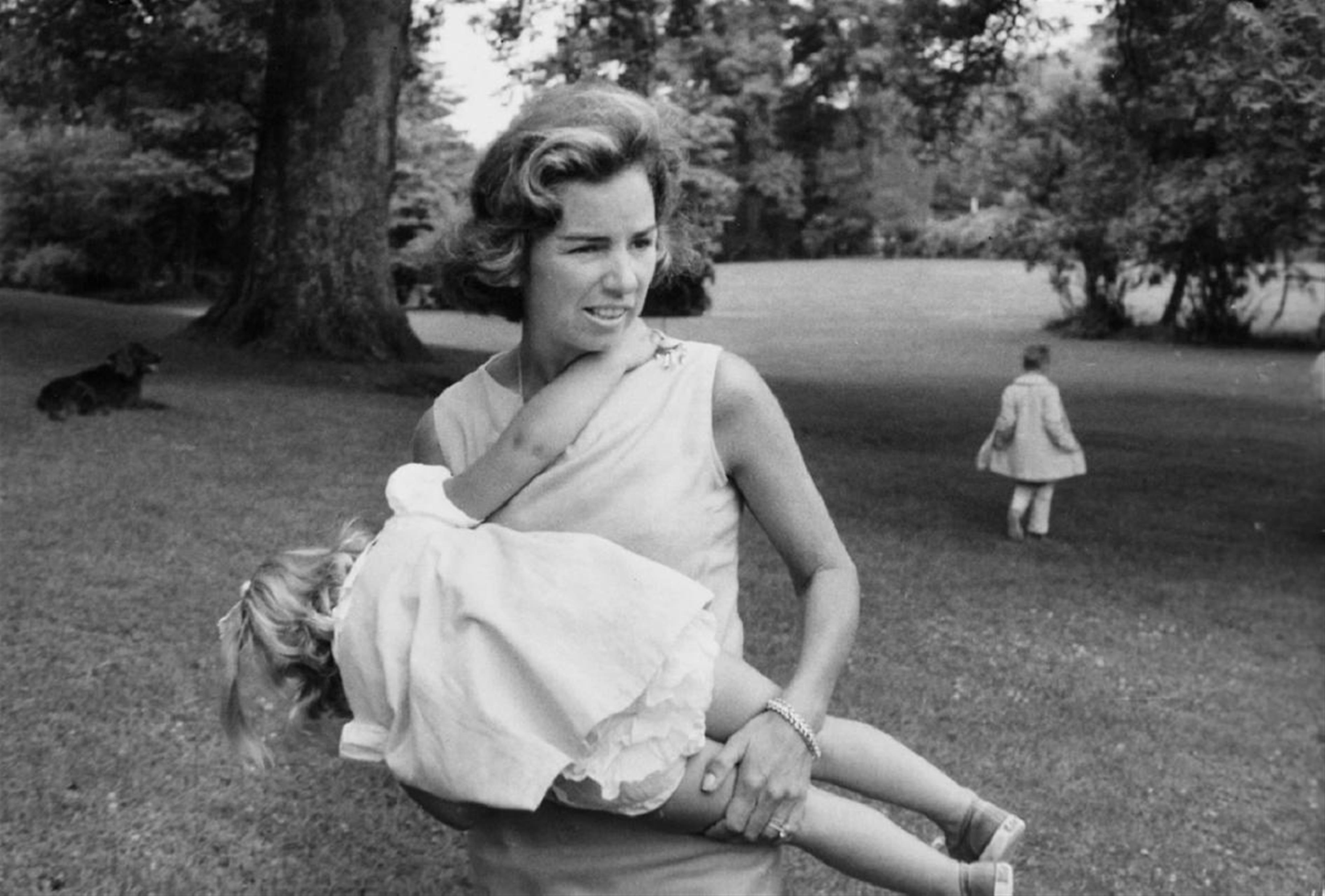 Henri Cartier-Bresson - Ethel Kennedy - image-1