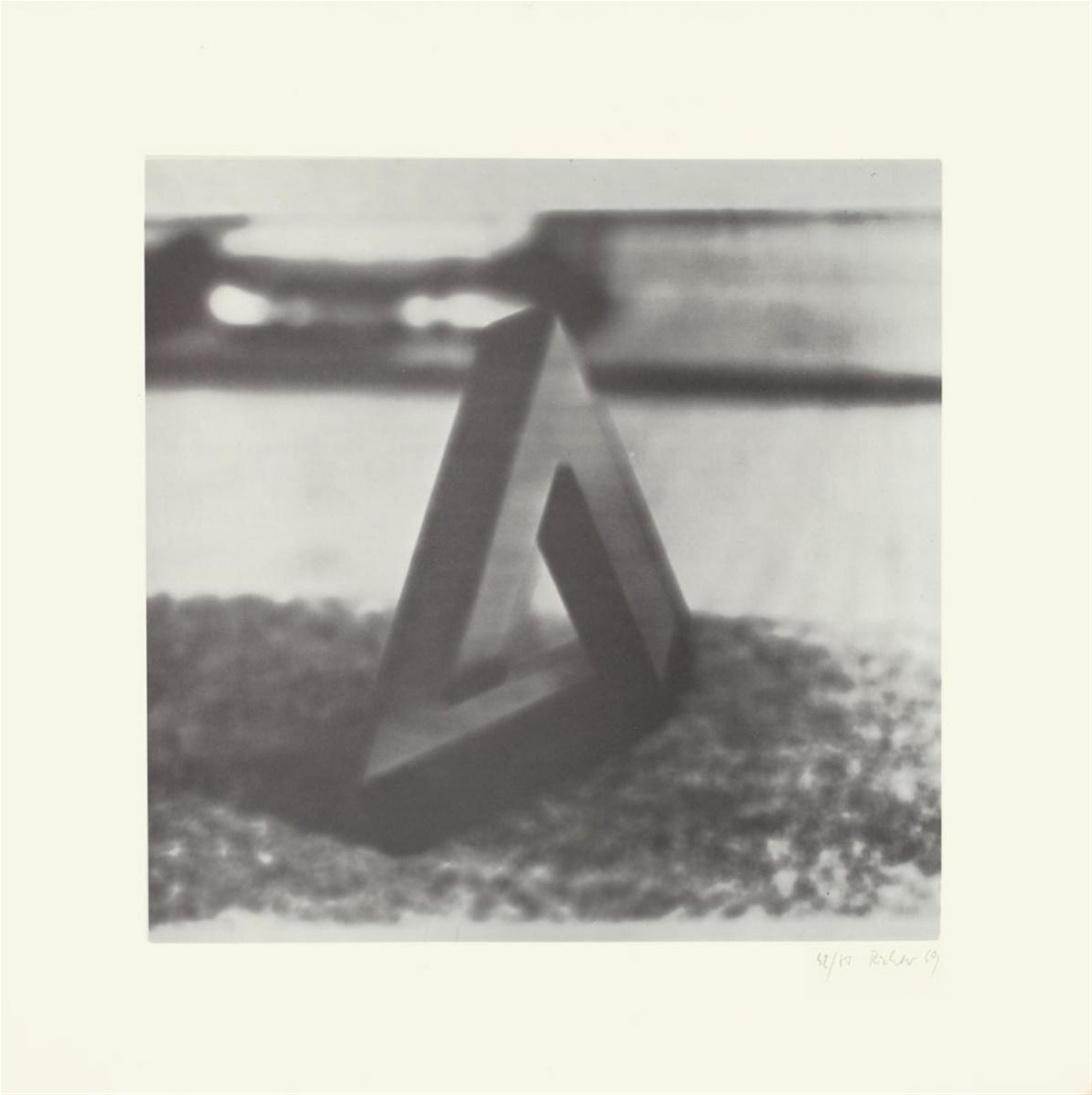 Gerhard Richter - Neun Objekte / Nine Objects - image-1