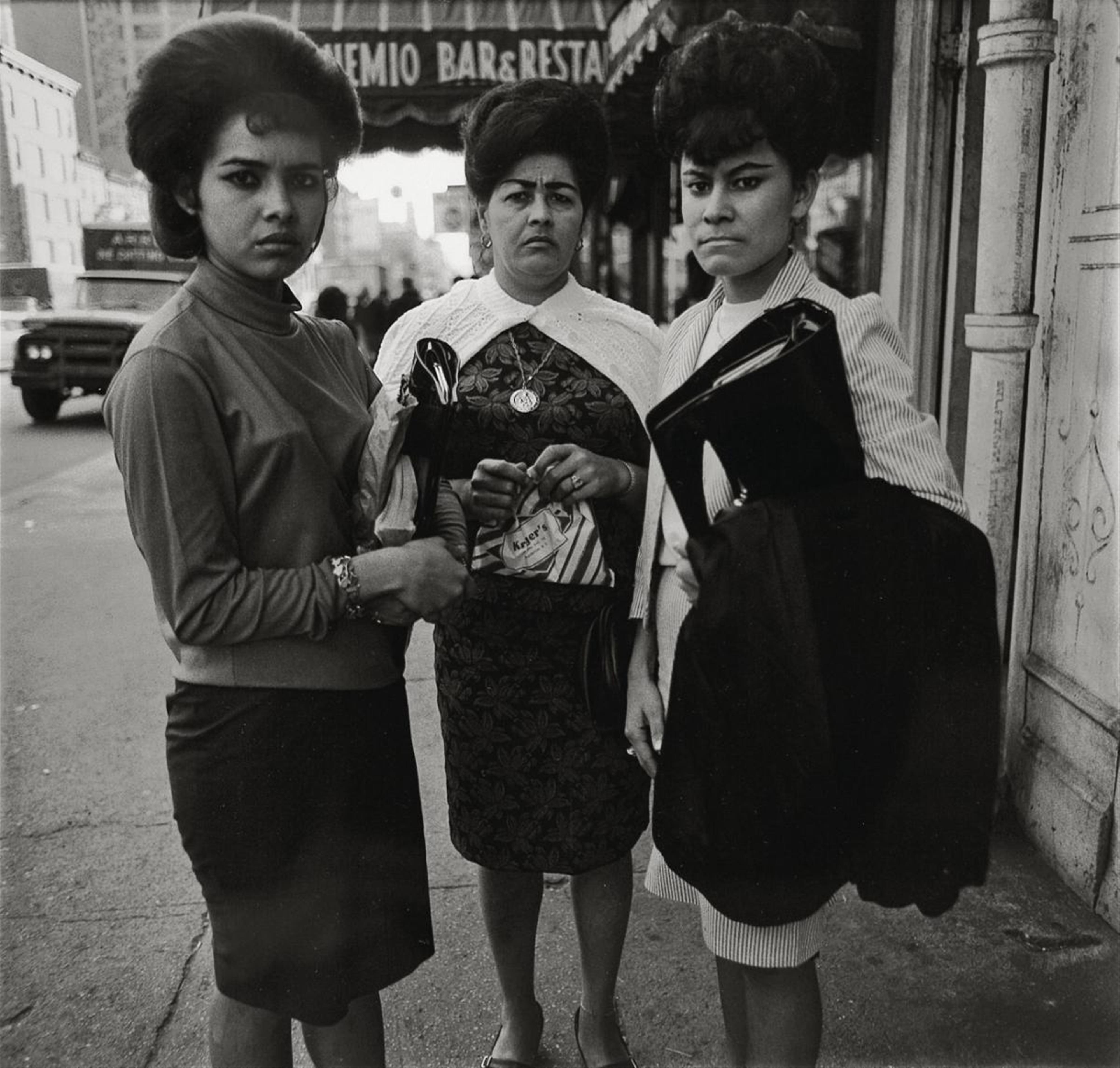 Diane Arbus - THREE PUERTO RICAN LADIES, NYC - image-1