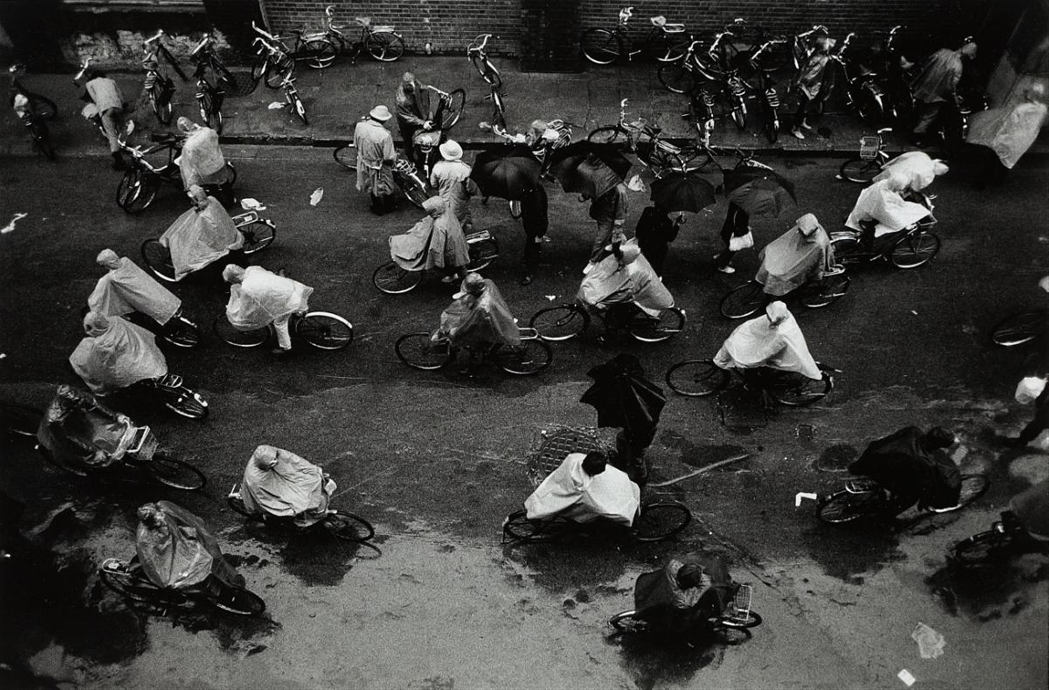 Sebastião Salgado - BICYCLES, CHINA - image-1
