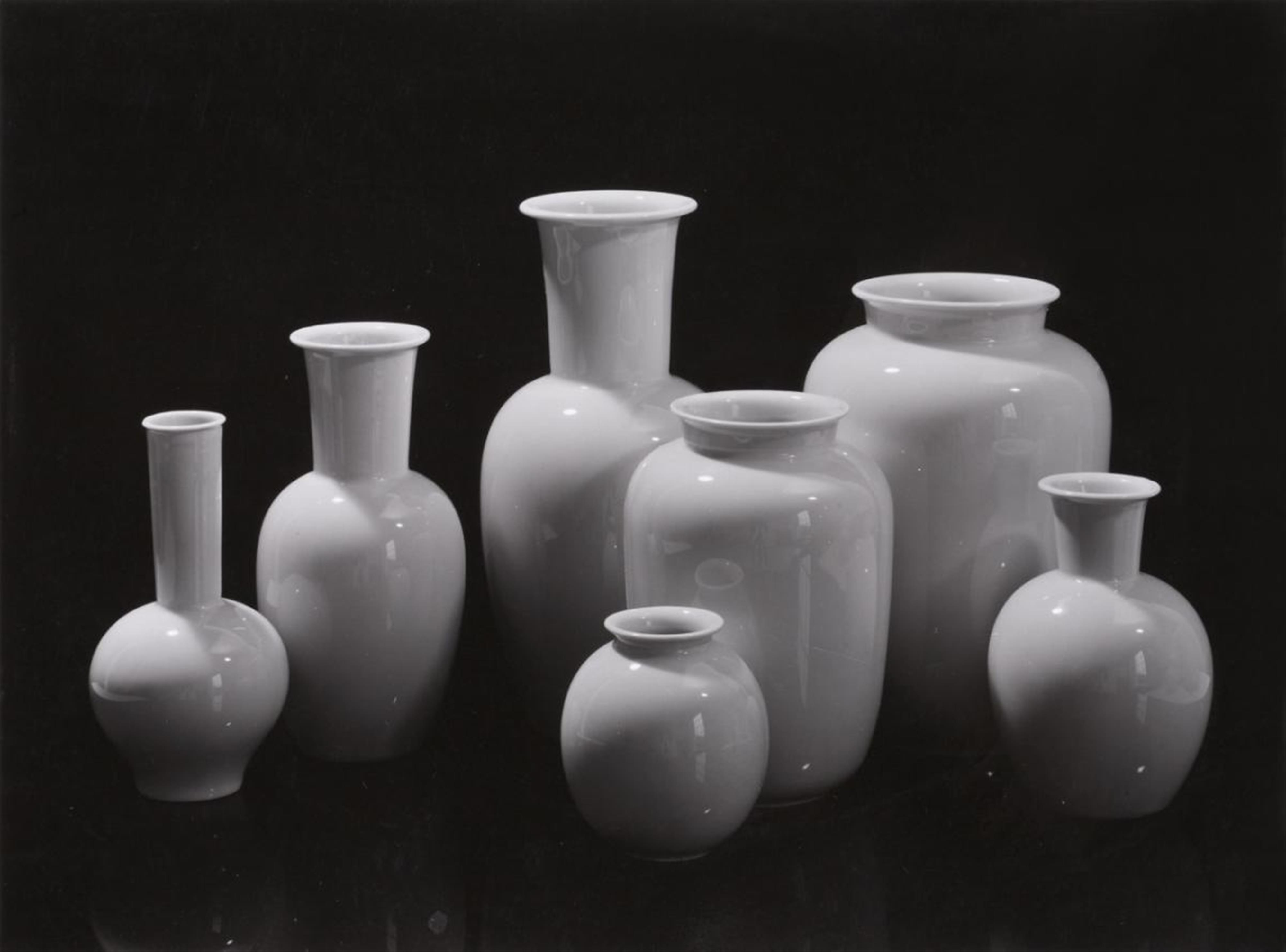 Adolf Lazi - Arzberg Porcelain, design by Hermann Gretsch - image-1
