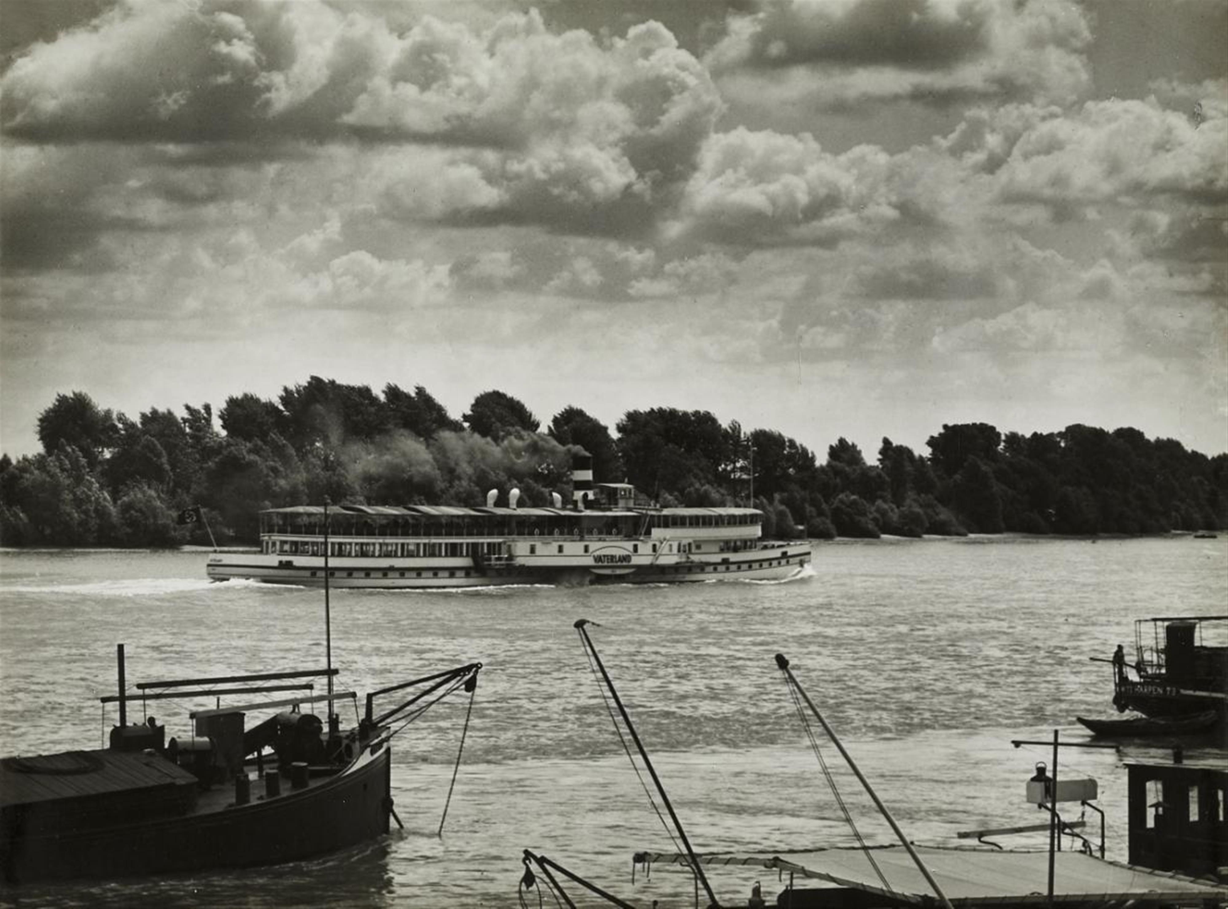 August Sander - Untitled (Views of the Rhine river) - image-7