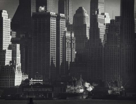 Andreas Feininger - Downtown Manhattan waterfront