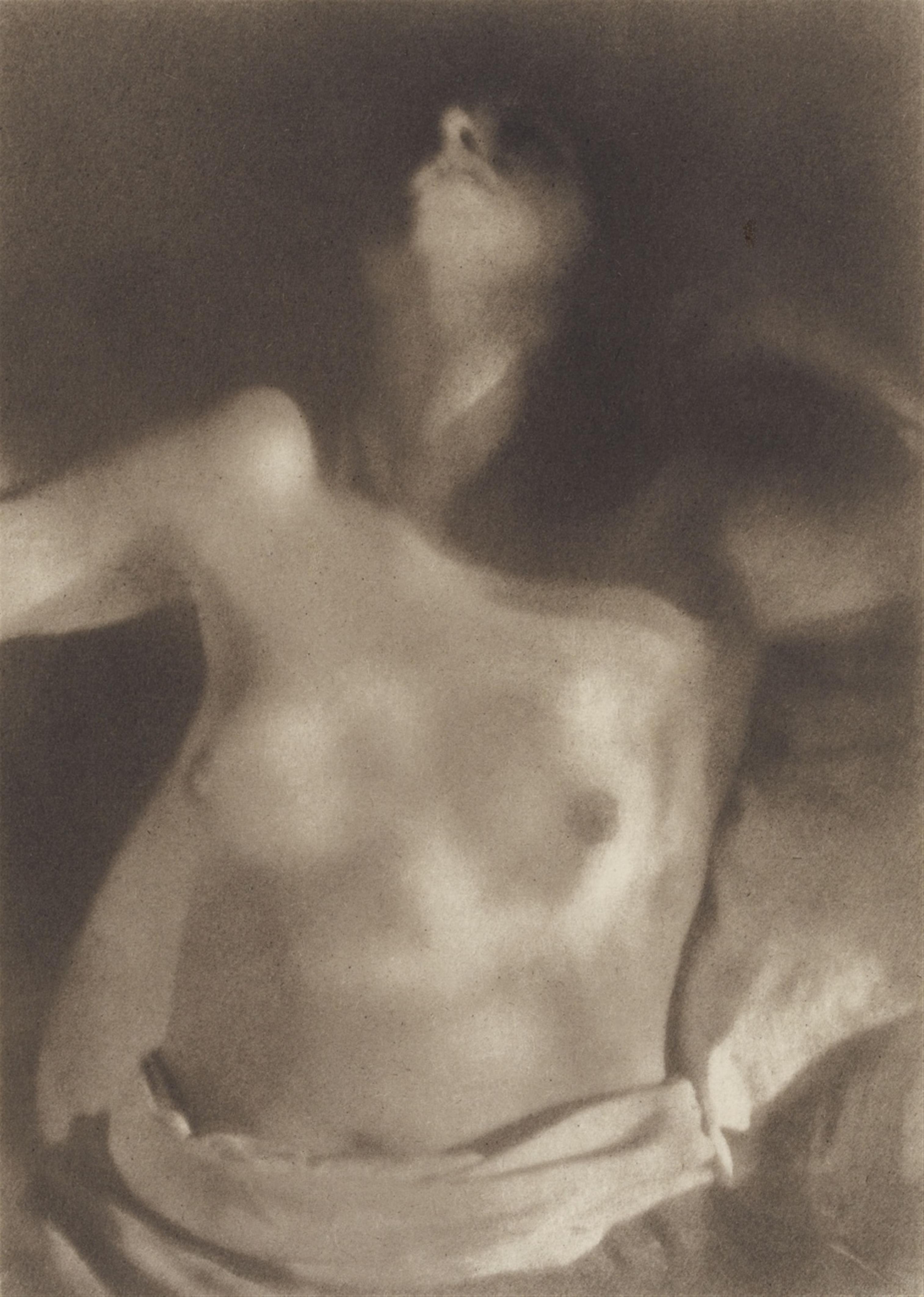 Heinrich Kühn - Frauentorso im Sonnenlicht - image-1