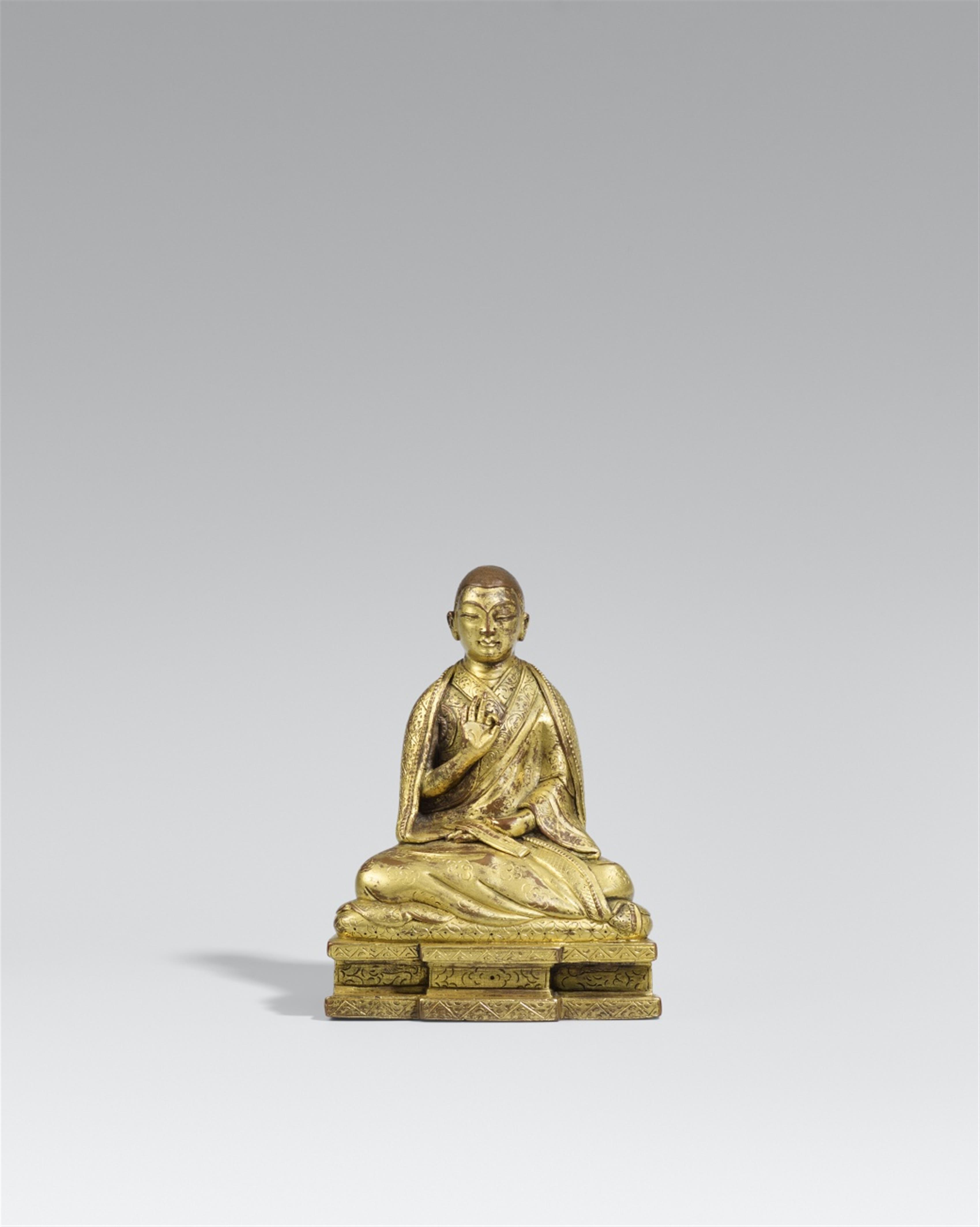 Lama. Feuervergoldete Bronze. Tibet. 17./18. Jh. - image-1