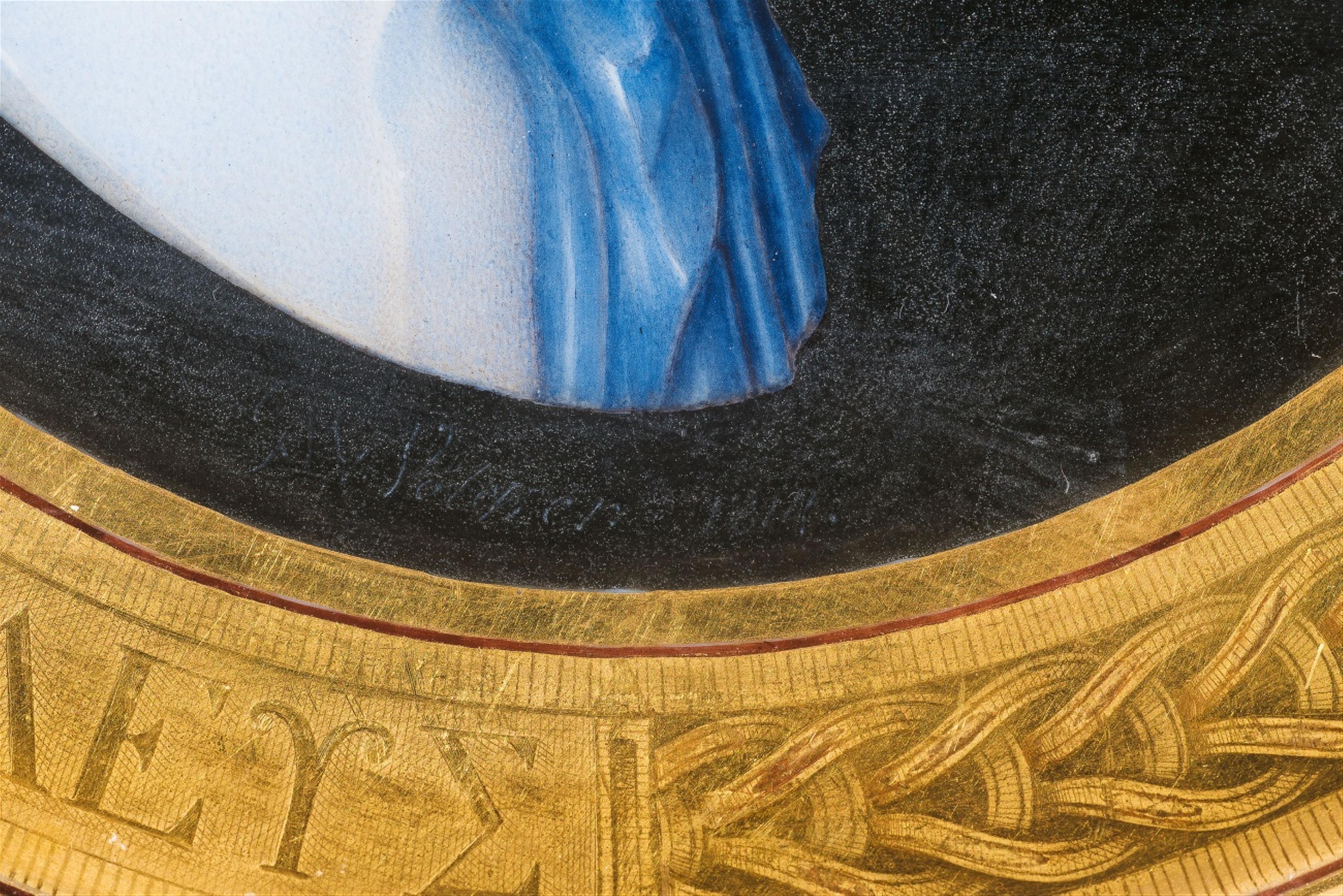 A Berlin KPM porcelain plate with a cameo portrait of Achilles - image-2