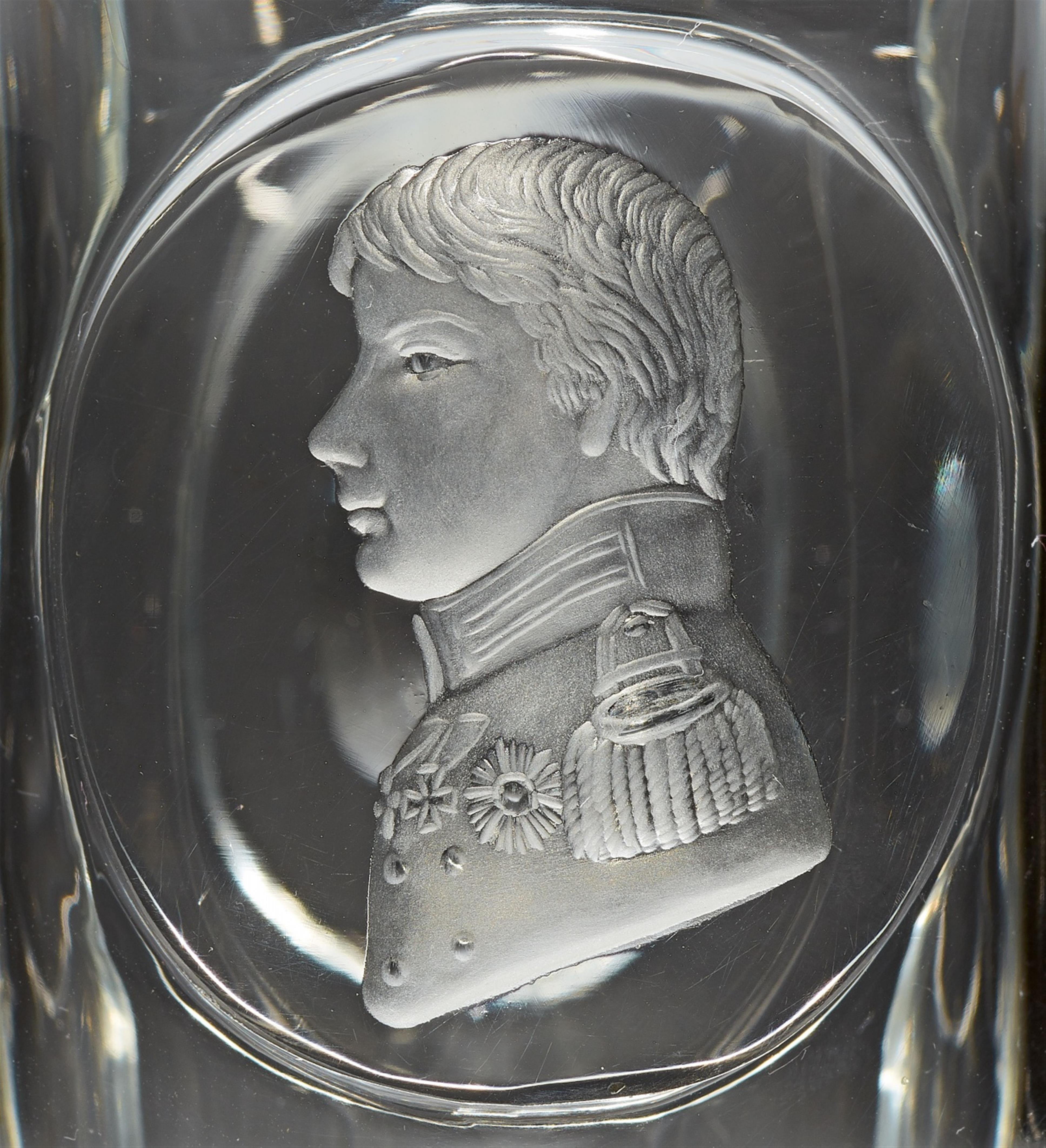 A Bohemian cut glass chalice with a portrait of Crown Prince Friedrich Wilhelm - image-2