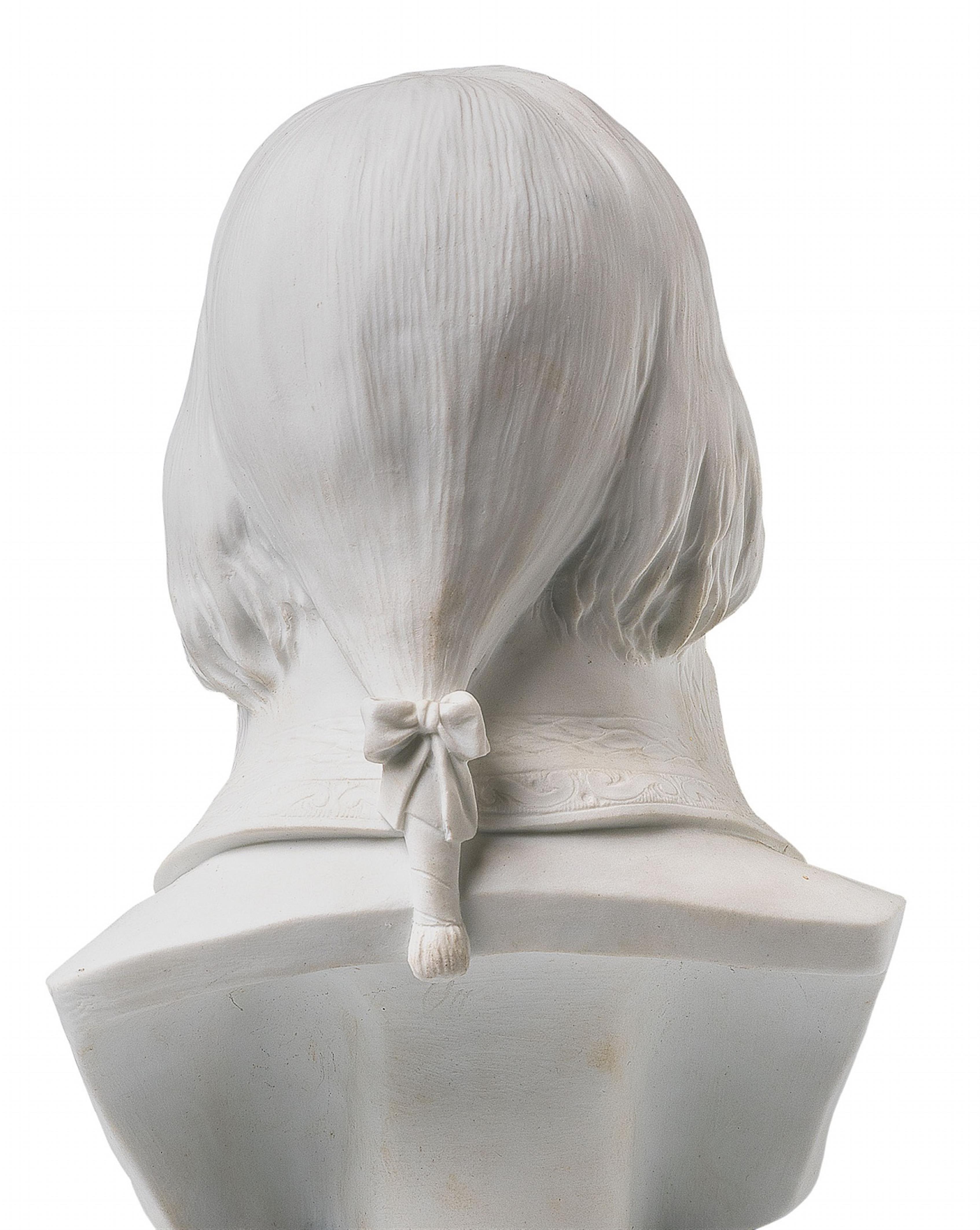 A rare Sèvres porcelain bust of Général Napoléon Bonaparte - image-2
