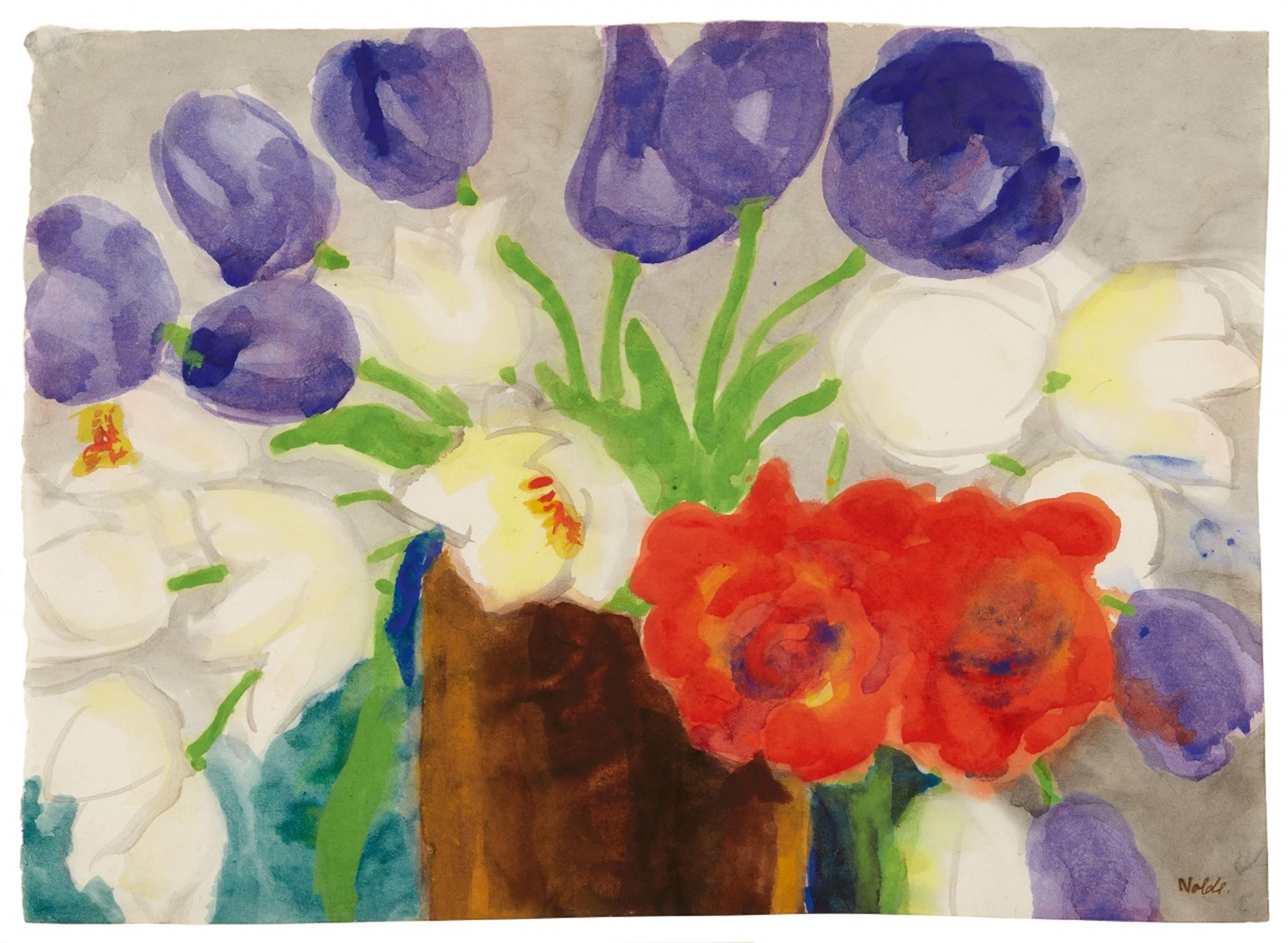 Emil Nolde - Rote, blaue und weiße Tulpenblüten in einer Vase - image-1