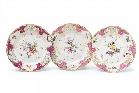 Three Ansbach porcelain dinner plates after KPM designs - 