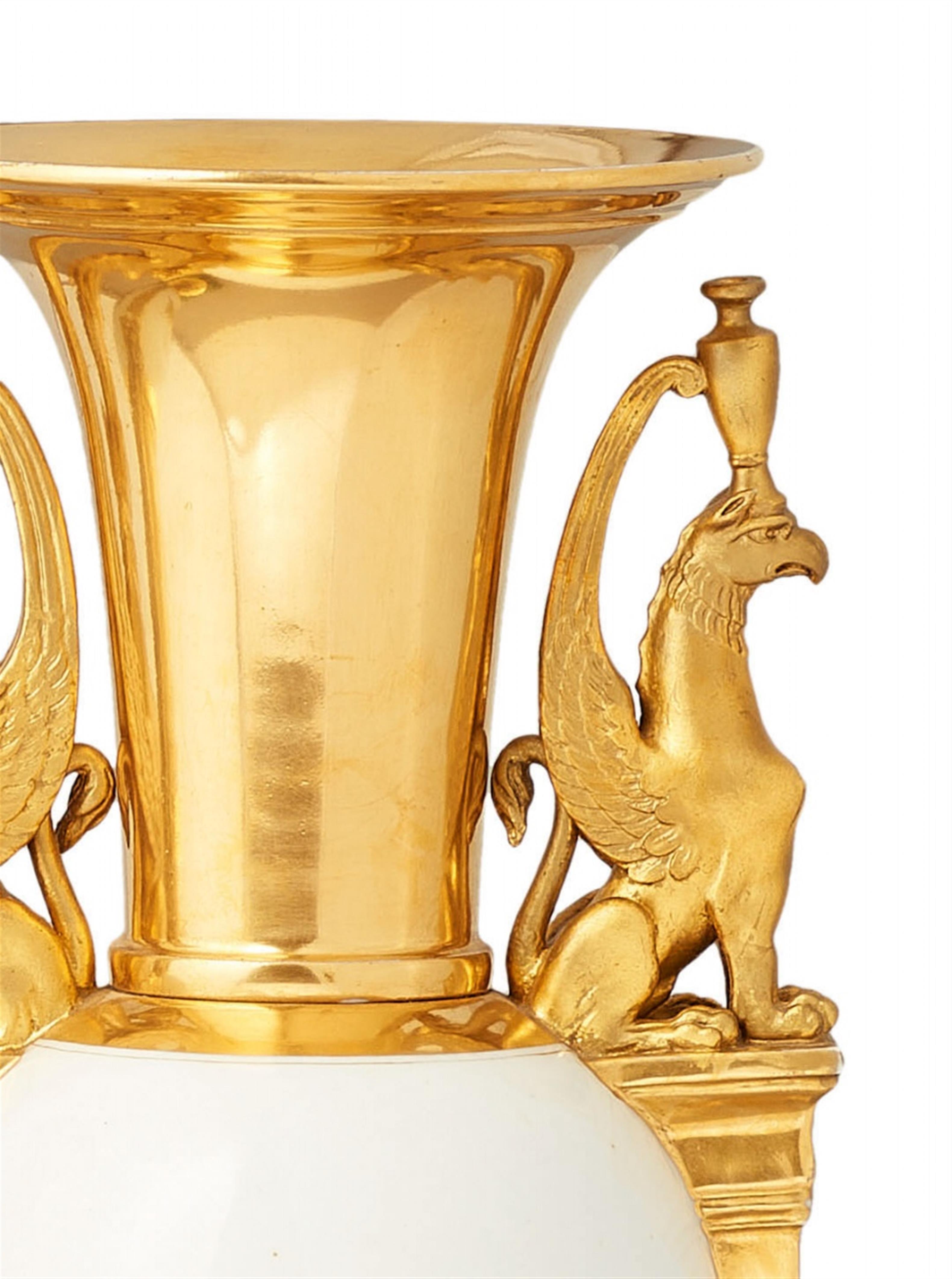 A pair of Russian Neoclassical vases - image-2