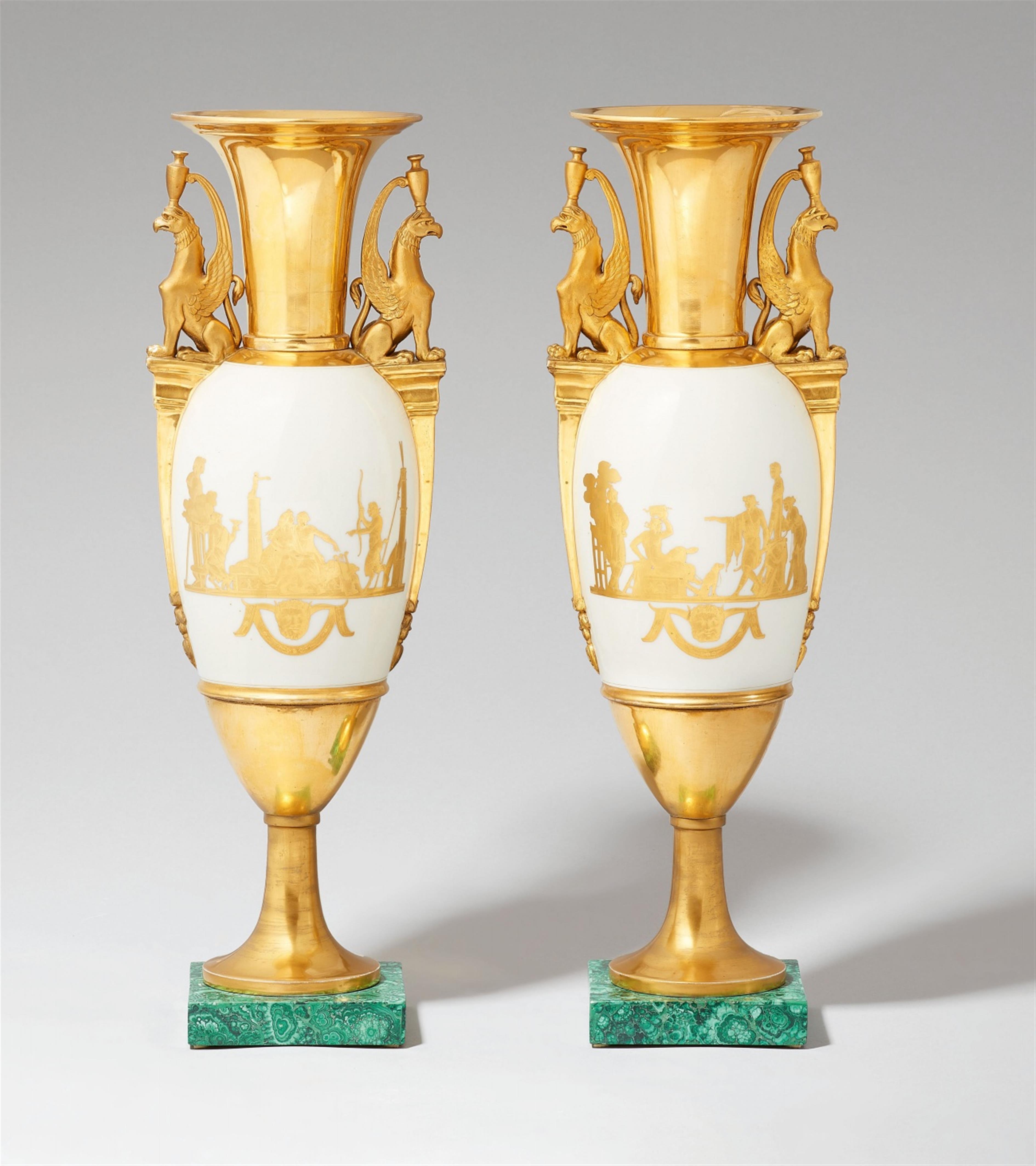 A pair of Russian Neoclassical vases - image-3