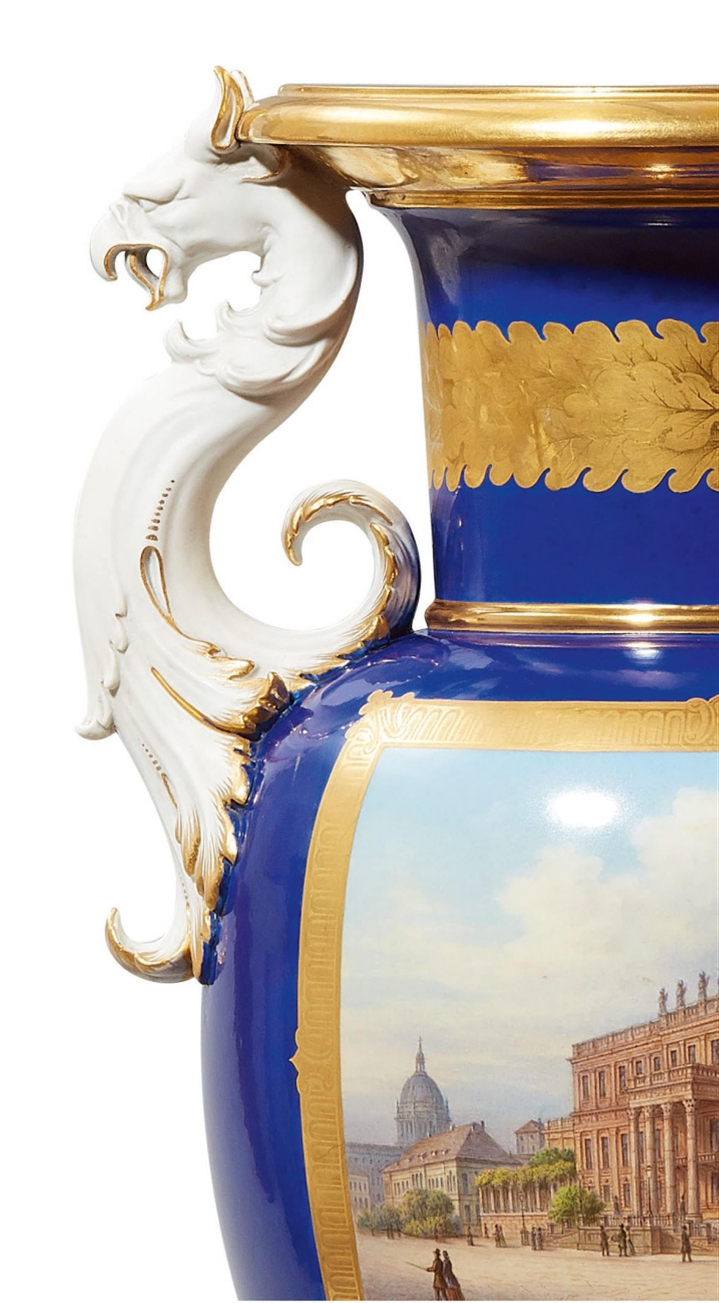 A Berlin KPM porcelain vase with a view of the crown prince's palace - image-2