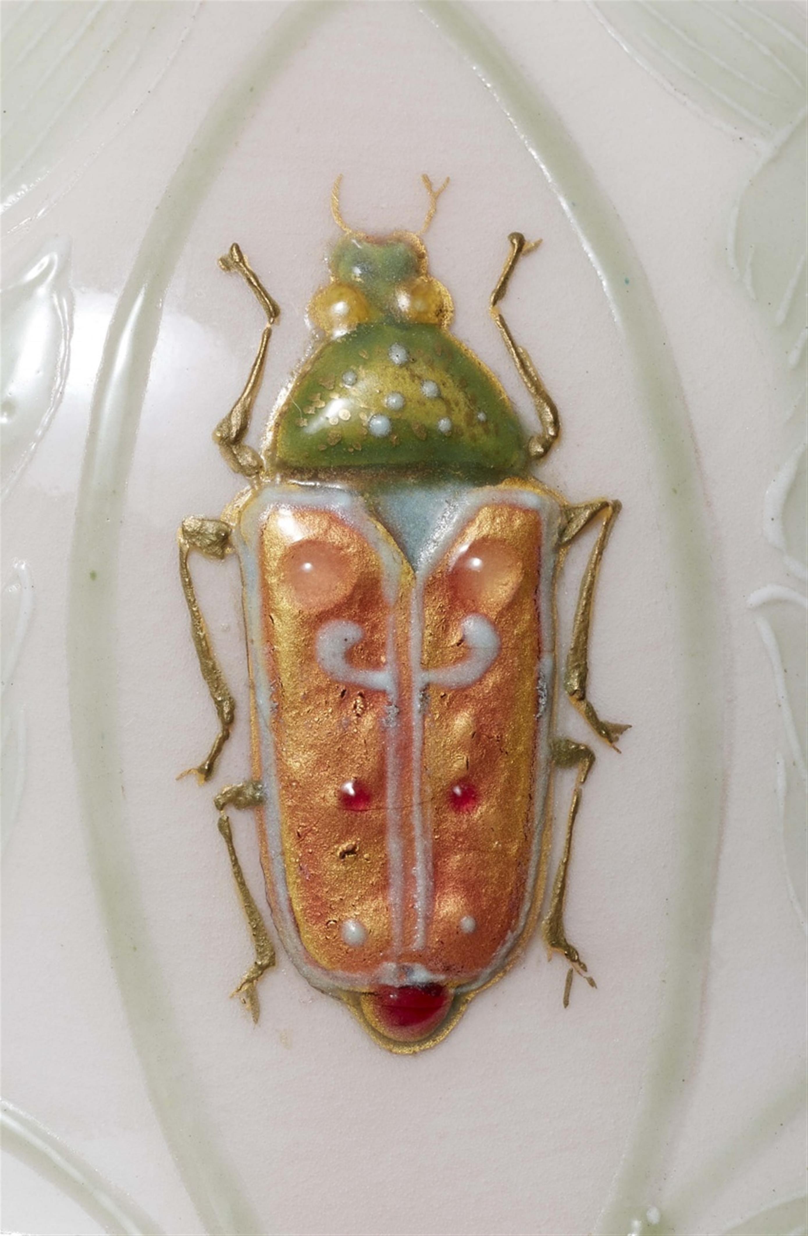 A rare Berlin KPM porcelain vase with scarab beetle motifs - Lot 555