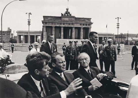 Will McBride - John F. Kennedy, Willy Brandt and Konrad Adenauer in front of Brandenburger Tor, Berlin