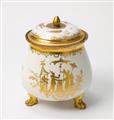 A Meissen cream pot and cover decorated in Augsburg with gold chinoiseries. - image-1
