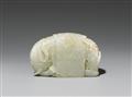 A light green jade carving of an elephant. 18th/19th century - image-1