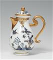 A Meissen coffeepot and cover with "hausmaler" gilt decor - image-2