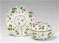 A rare Meissen tureen with floral appliques - image-1