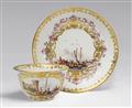A Meissen porcelain teabowl with merchant scenes - image-3