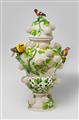 A Meissen porcelain "schneeballen" vase - image-1