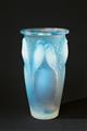 A Lalique pressed glass "vase Ceylan" - image-1