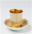 A gadrooned Meissen Böttger porcelain beaker and saucer - image-2