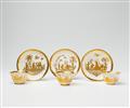Three Meissen porcelain teabowls with "goldchinesen" - image-1