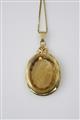 An 18k gold and citrine intaglio pendant - image-1
