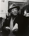 Lucien Clergue - Picasso et le Monstre de Matisse, Cannes. Picasso au Chapeau chez l'Antiquaire, Arles - image-2