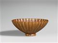 A brown-glazed chrysanthemum bowl - image-2