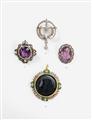 A princely 9k gold, enamel and amethyst brooch - image-2