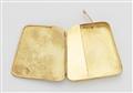 An 18k gold snuff box - image-3