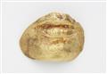 An 18k gold and gilt bronze "Bouche" brooch - image-1