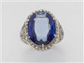 A Belle Epoque 14k white gold and synthetic sapphire ring - image-1
