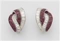 A pair of 14k white gold Art Deco clip earrings - image-2