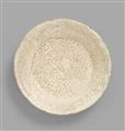A small dingyao saucer dish. Yuan/Ming dynasty (1368-1644) - image-2