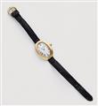 An 18k gold ladies "Baignoire" wristwatch - image-1