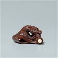 A boxwood netsuke of a dragon in a hanging scroll. First half 19th century - image-2