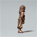 A Shûzan-style wood and lacquer netsuke of a standing fisherman. 18th century - image-2