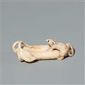 An ivory netsuke of a rat on beans. Last third 19th century - image-2