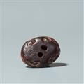 A boxwood netsuke of a turtle group, by Kômin. Mid-19th century - image-5