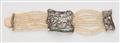 A Jugendstil pearl bracelet with a decorative barette - image-1