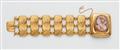 An 18k gold and sardonyx cameo bracelet - image-2